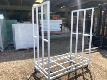 Carrello con ruote