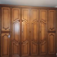 Armadio classico in noce massello