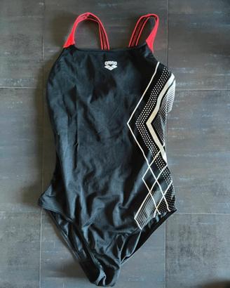 Costume arena -Prezzo trattabile