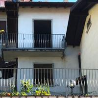 Villetta al rustico con box di 40 mq e giardino