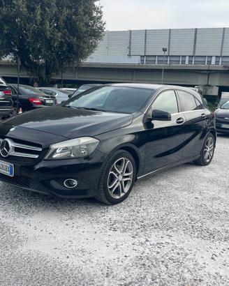MERCEDES BENZ A 180 CDI - PREMIUM