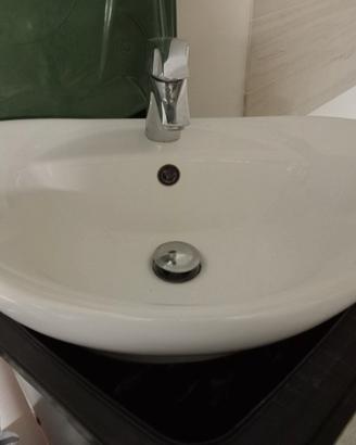 Arredamento vario chiusura attività