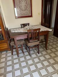 Tavolo e sedie