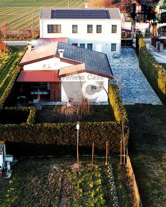 VIGONOVO - VILLA CON DEPANDANCE E PARCO