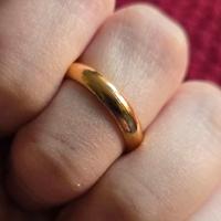 imitazione fede nuziale. con imperfezione.