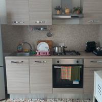 Mobili praticamente nuovi