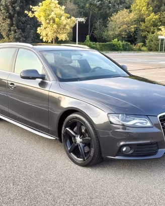 Audi A4 Avant 3.0 TDI clean diesel quattro tiptron
