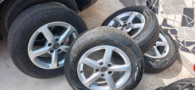 Cerchi con gomme audi
