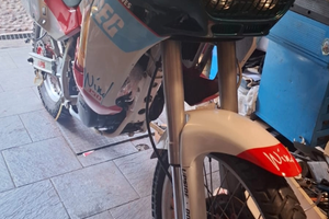 Aprilia tuareg wind 350