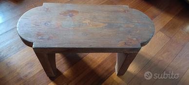 Sgabello in legno vintage 