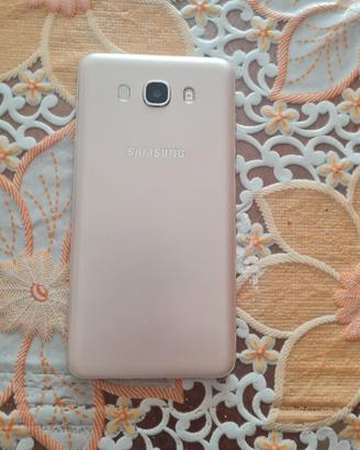 Cellulare Galaxy J7