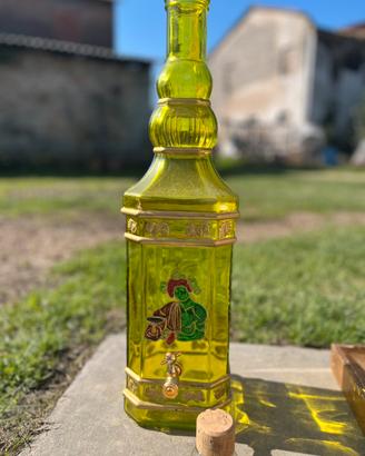 Bottiglia vetro vintage con rubinetto