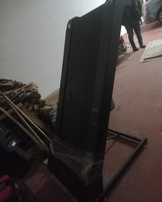 tapis roulant NUOVO MAI USATO !! 