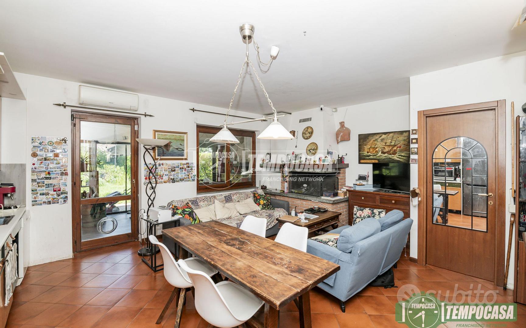 VILLA A SCHIERA CON BOX DOPPIO! - Vista 5
