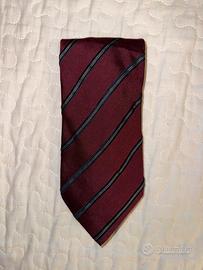 Cravatta Burberry 100% seta