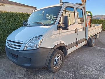 AUTOCARRO IVECO DAILY 3.0 35C15 DOPPIA CABINA