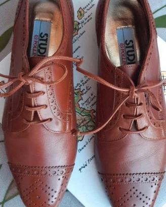 Scarpe derby in pelle n. 36,5-Pollini Studio