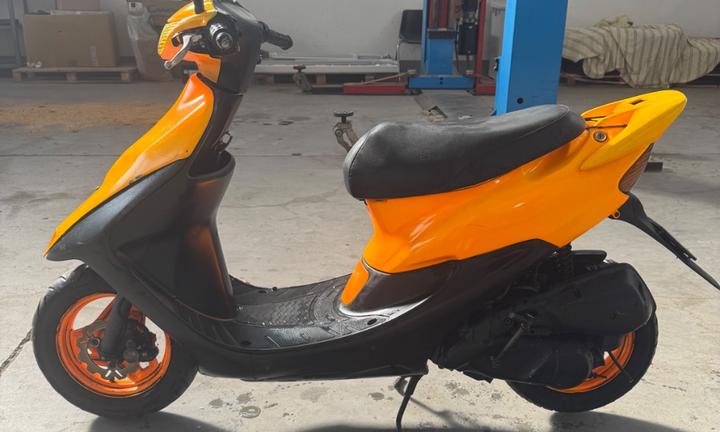 Honda Dio ZX - 2000