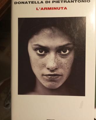 LIBRO "L'ARMINUTA" DI PIETRANTONIO DONATELLA