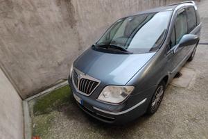 Lancia Phedra Emblema 170 CV.