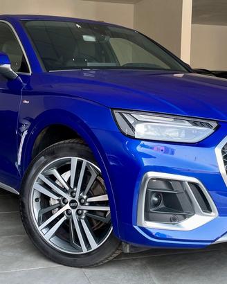 AUDI Q5 QUATTRO 40 2.0 S-LINE S-TRONIC 204 CV - VI