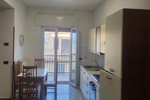 Appartamento in zona semi centrale