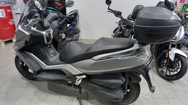 Kymco Downtown 350i
