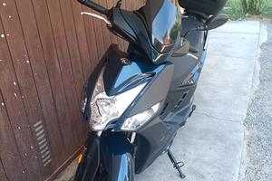 scooter Kymco 125