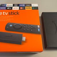 Fire TV Stick Amazon e suo adattatore Ethernet