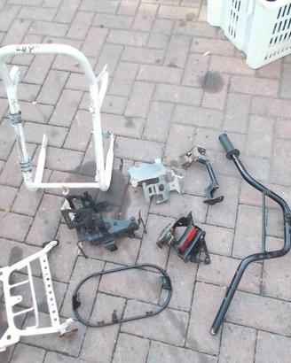 Zoomer 04-12 : telaietto radiatore volano scudo