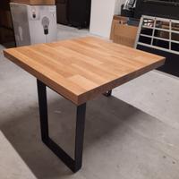 Tavolo da soggiorno contemporaneo a METÀ PREZZO