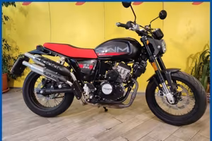 SWM Outlaw 125 .