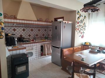 Mascalucia Via Roma 5 locali possibilità Box auto