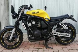 Yamaha FZS 600 Fazer Cafe Racer – Anno 2001