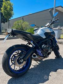 Mt 09 2016 ABS race blue / matt grey