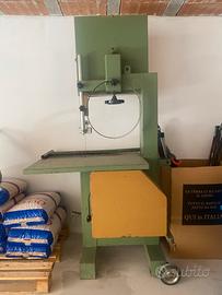 Sega a nastro verticale Mod.500 - 220 V monofase
