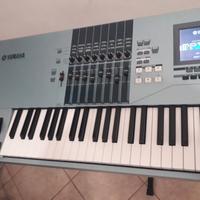 Workstation Yamaha XS8