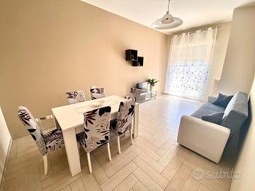 Casa con giardino e servizio spiaggia a Silvi