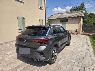 T-ROC  R-LINE PLUS