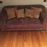 Divano in pelle marrone