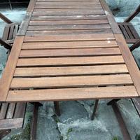 Set esterno Ikea in legno