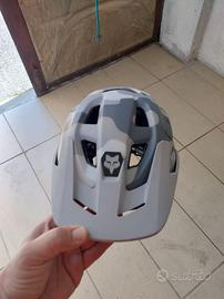 Casco fox speddframe mips S