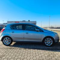 Opel Corsa 1.2 BENZ/GPL 5 porte 2007