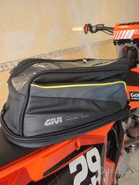 Givi BORSA DA SERBATOIO TANKLOCK 20-26LT