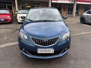 Lancia Ypsilon 1.0 firefly hybrid platinum