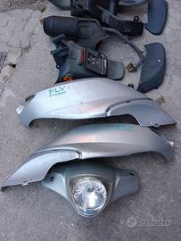 Lotto Ricambi Piaggio Fly 4 Tempi – Carene, Ruote,