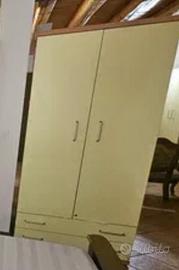 Set armadio 2 ante, comodino e due letti singoli