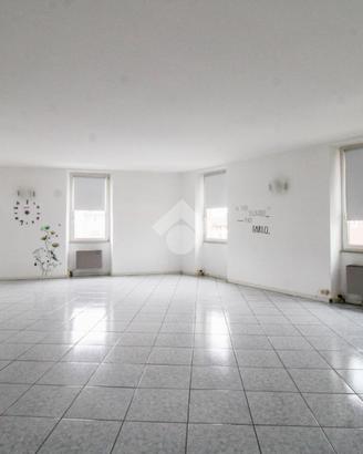 UFFICIO A PALAZZOLO SULL'OGLIO