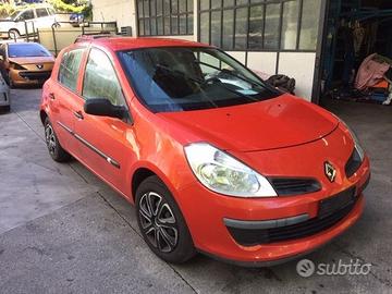 Ricambi Renault Clio 2006 1200cc benzina/1500cc TD