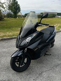 Kymco downtown 200i